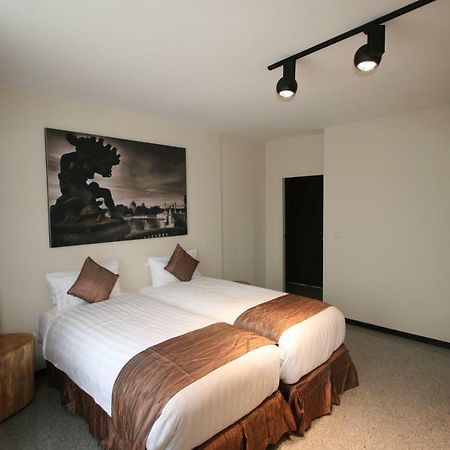 Amosa Liege City Centre Apart Regence 17 Exteriör bild
